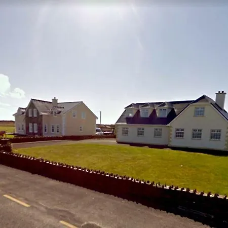 Гостевой дом 360 House Белмаллет